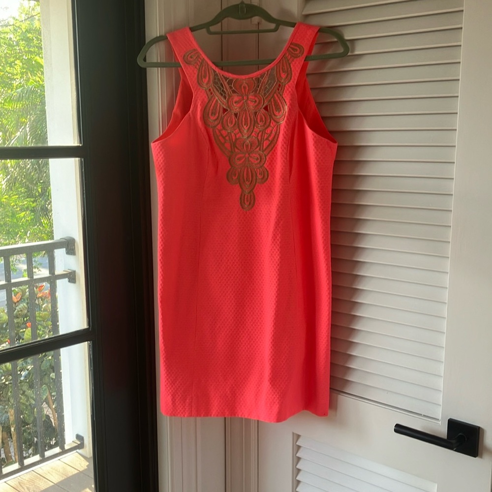 Never been worn Lilly Pulitzer dress in excellent condition!
